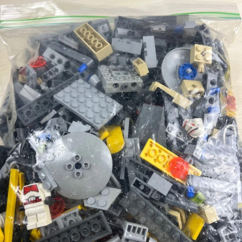 LEGO Star Wars 7671 AT-AP Walker Set with Instructions and Minifigures 2008